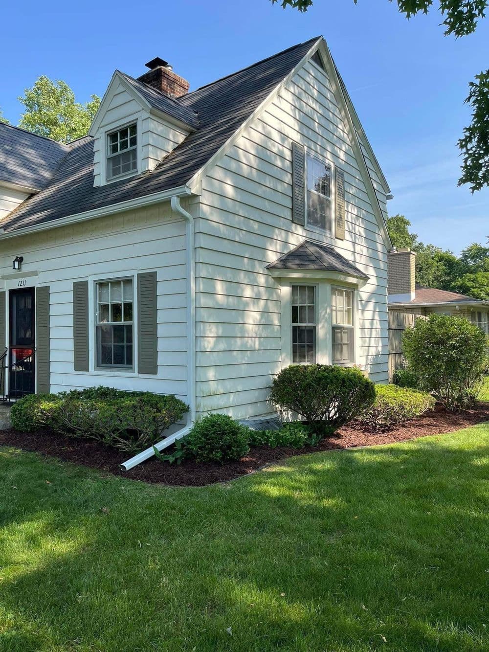 Outdoor Maintenance image